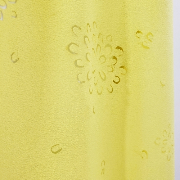 Vanessa Virginia Anthropologie Laser Cut Eyelet Sunny Yellow Top - Picture 3 of 8